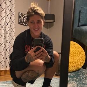 Meet your Posher, Sam